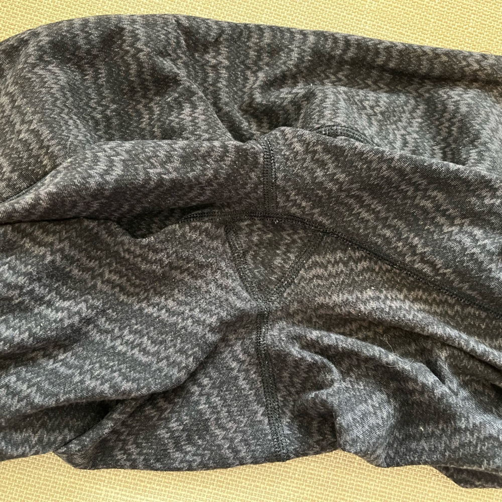 Lululemon Wunder Under Crop Capris Gray Size 6 - Picture 7 of 8